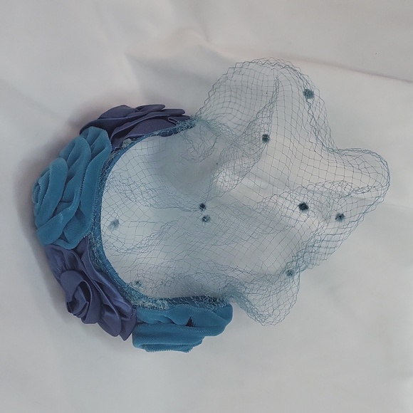 Vintage Hat with Veil 1940s Teal Blue Velvet Silk Flower Net Hat Very good - Picture 4 of 17